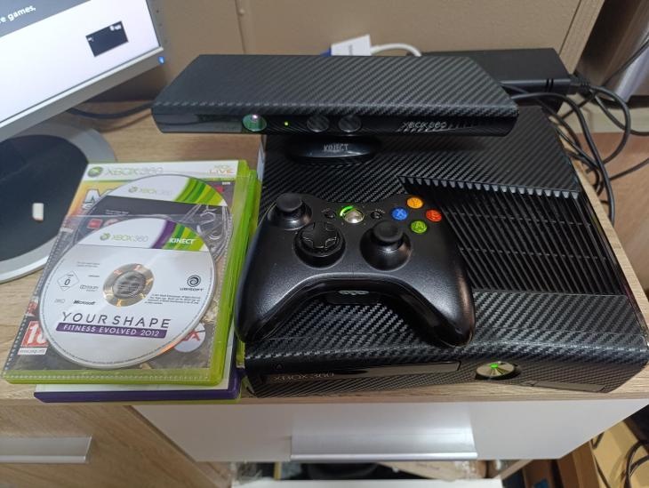 Xbox 360S 250Gb + 8her a Kinect