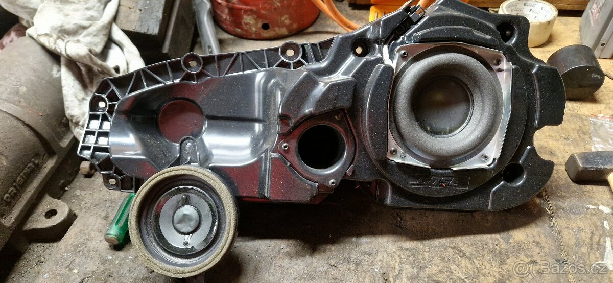 Reproduktory BOSE levé přední dveře audi a6 s6 c7