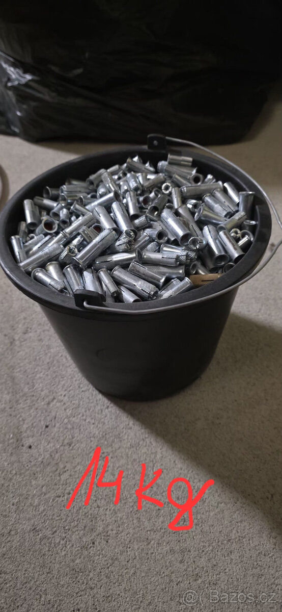 Kotvící hmoždinky