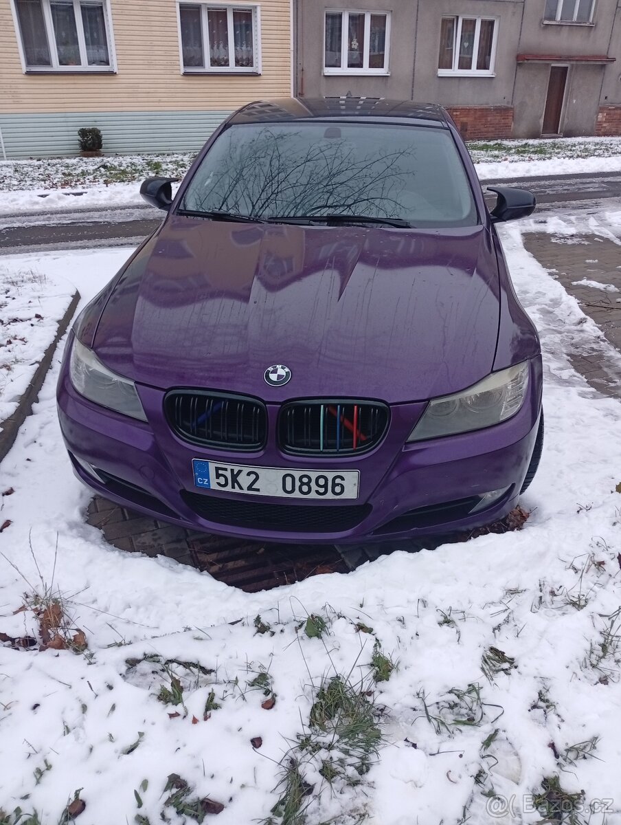 BMW e91 318 D 2009 2.0 nafta 105kW