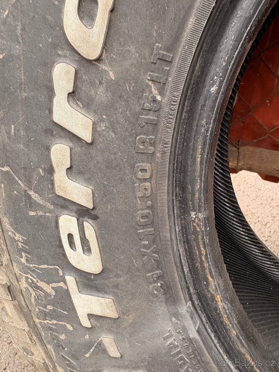 Prodám terénní pneu 31x10,5 r15 BFG