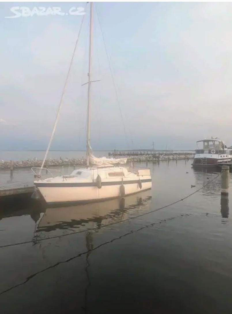 Kajutová plachetnice Wegu Rubin 23