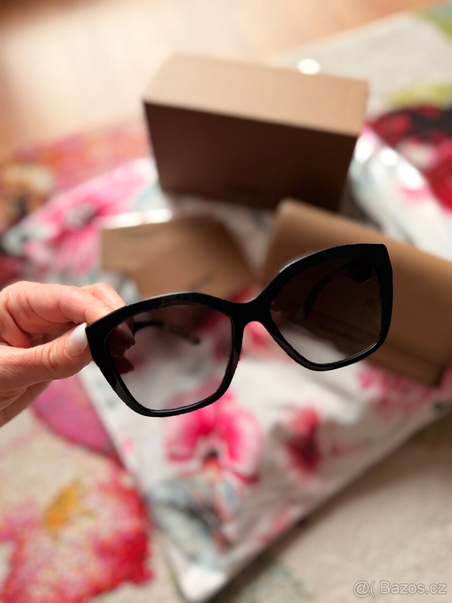 Sluneční brýle Burberry