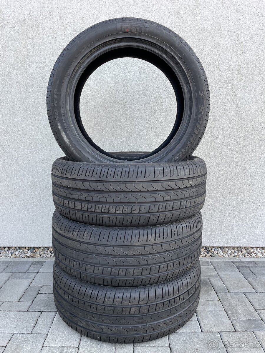 Sada nových letních pneu.235/50 R19