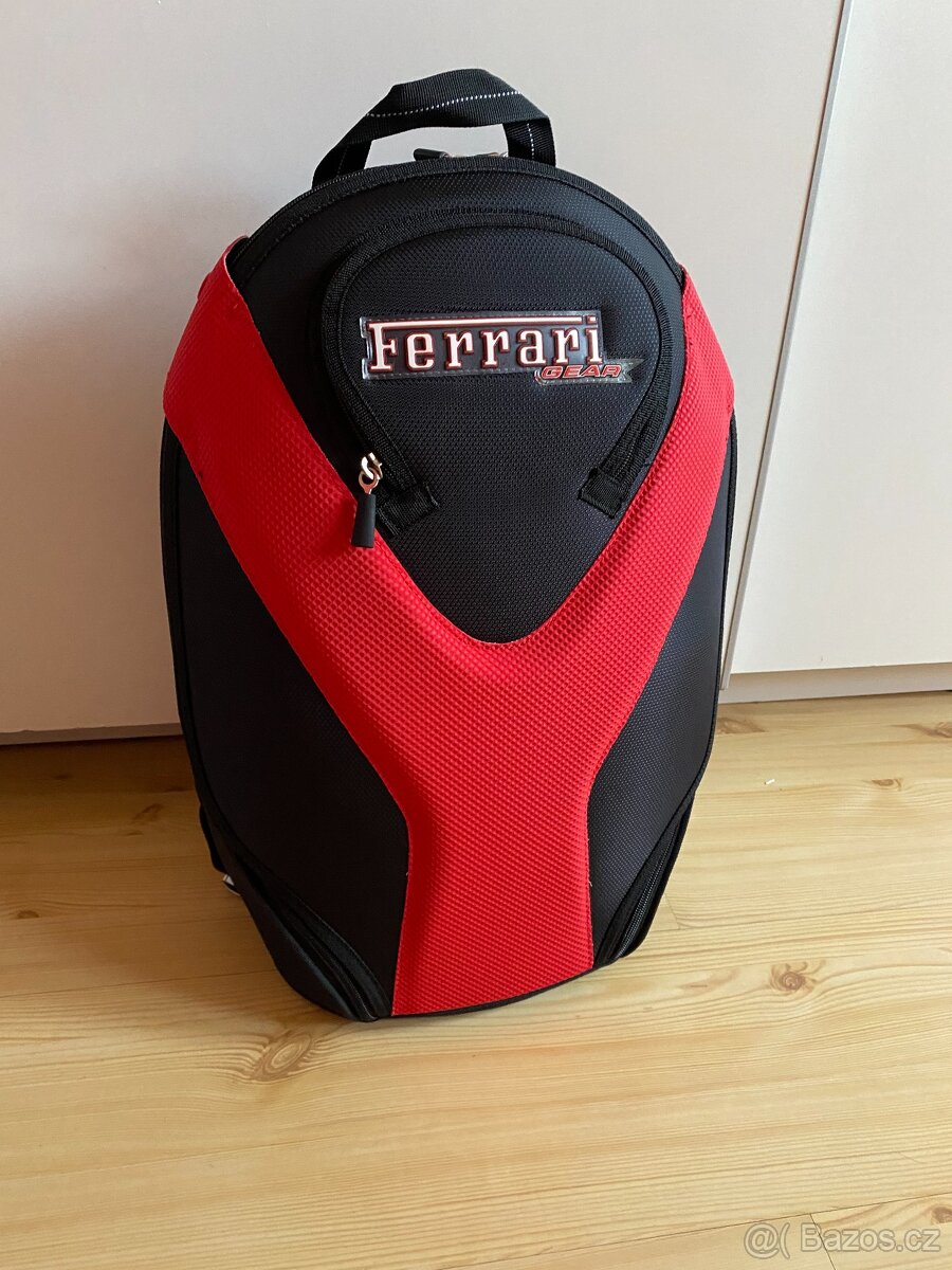 Batoh Ferrari Gear