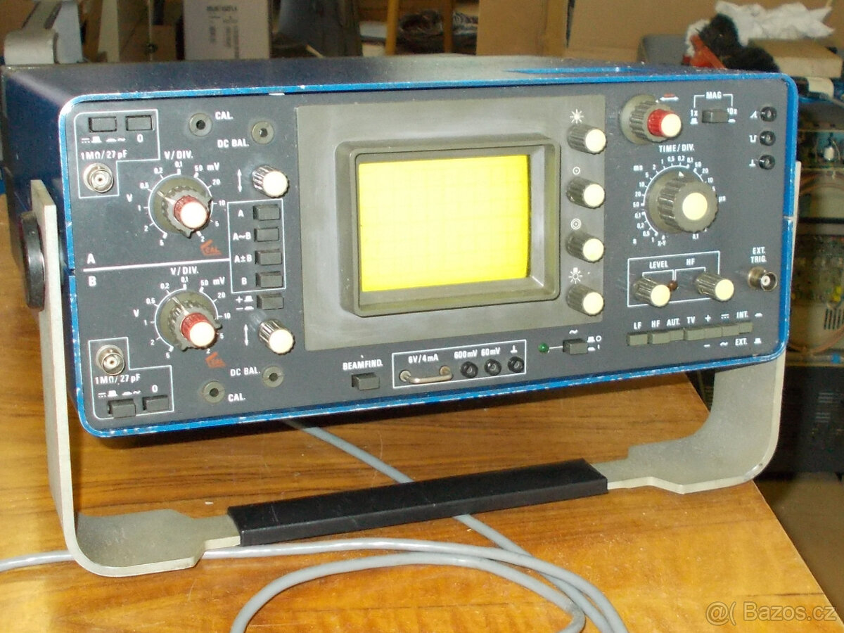 Osciloskop BM556