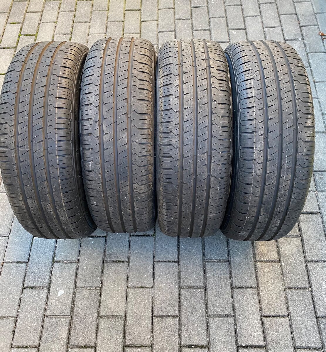 Nové letní pneu / zatezove 205/65/16c