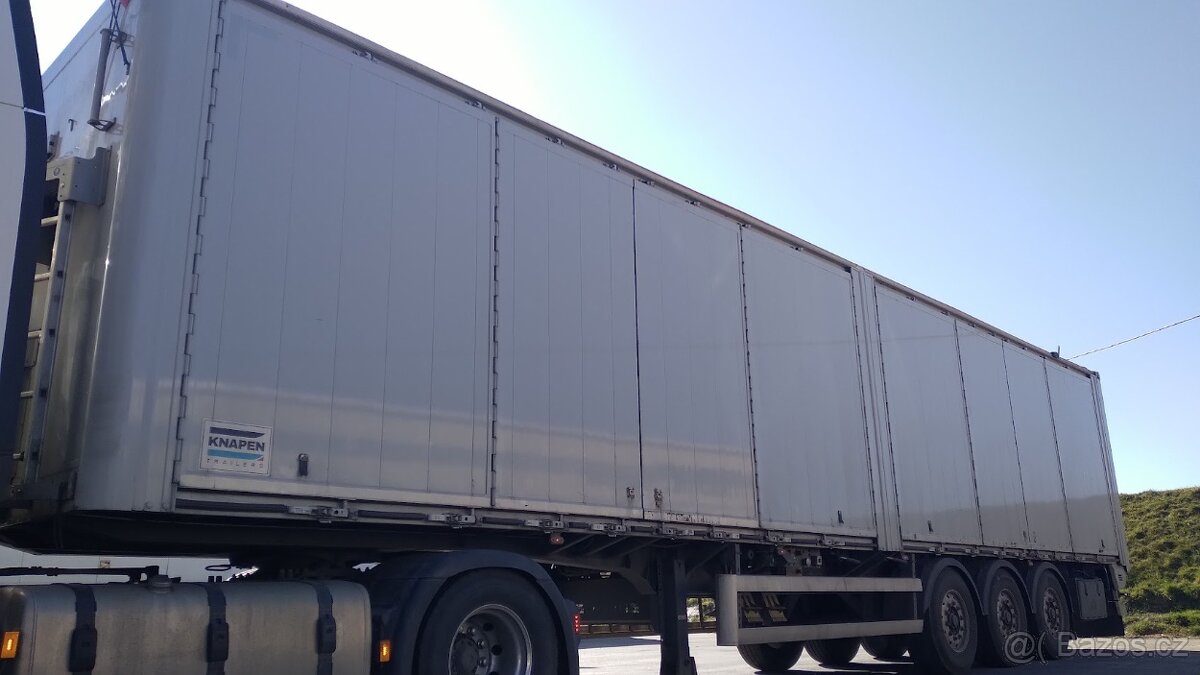 KNAPEN návěs posuvná podlaha Walkingfloor - OTVÍRACÍ BOK