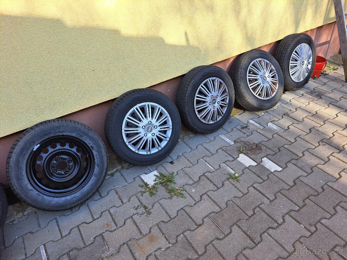 Letní kola Suzuki Ignis zn. Nexen 165/70 R14 plech