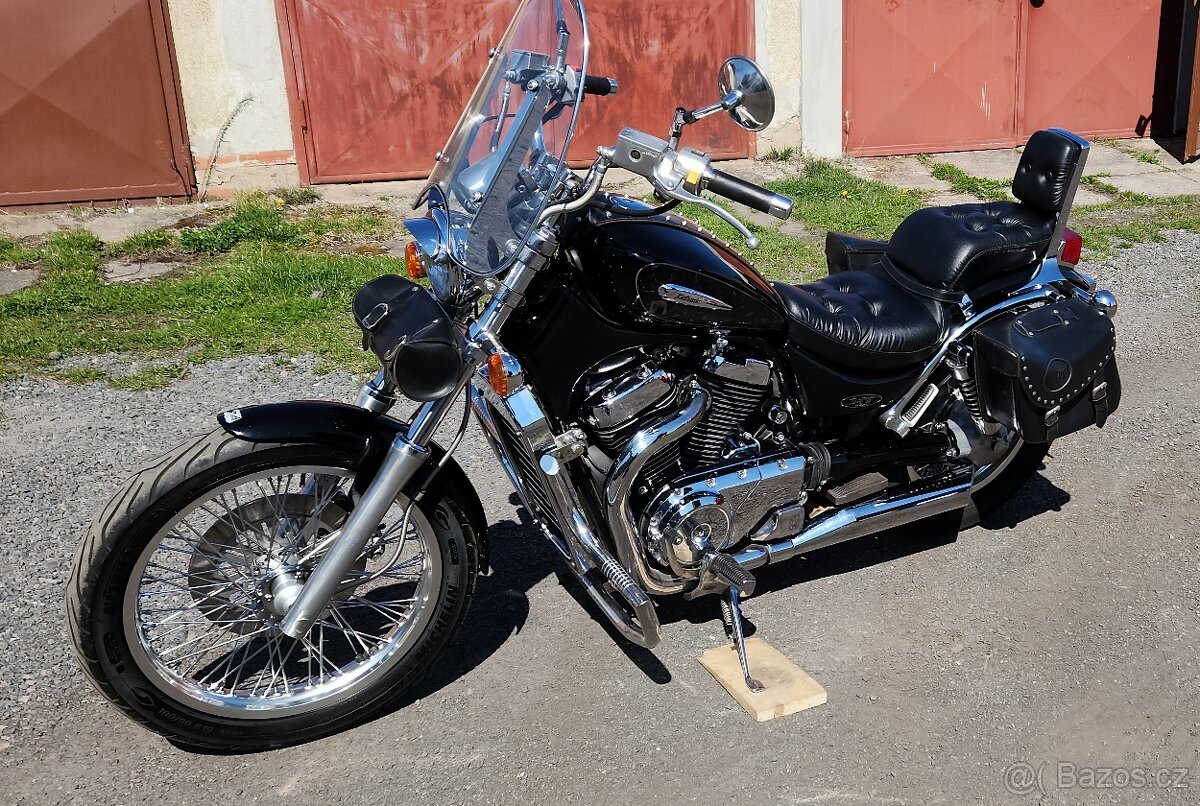 Suzuki VS800 GL