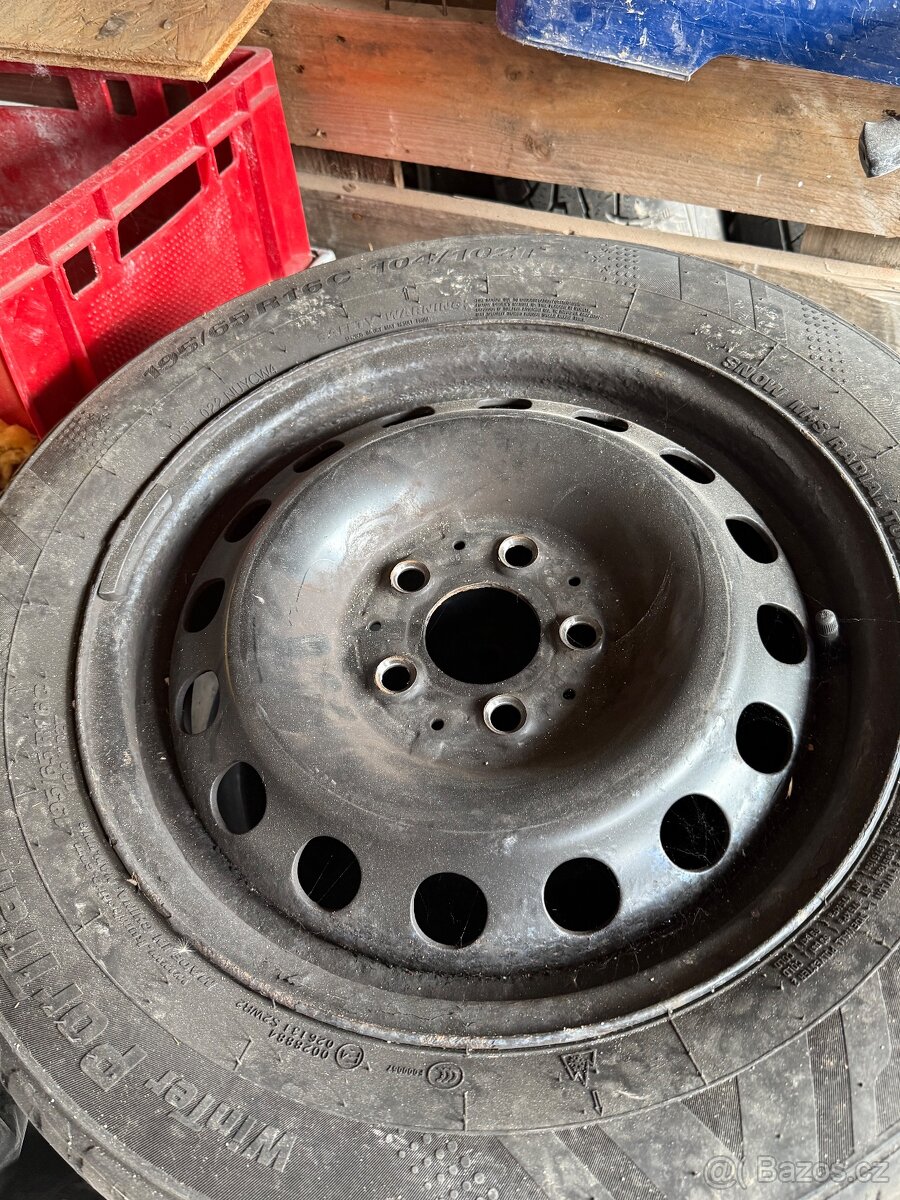 Pneu 195/65 r16 c