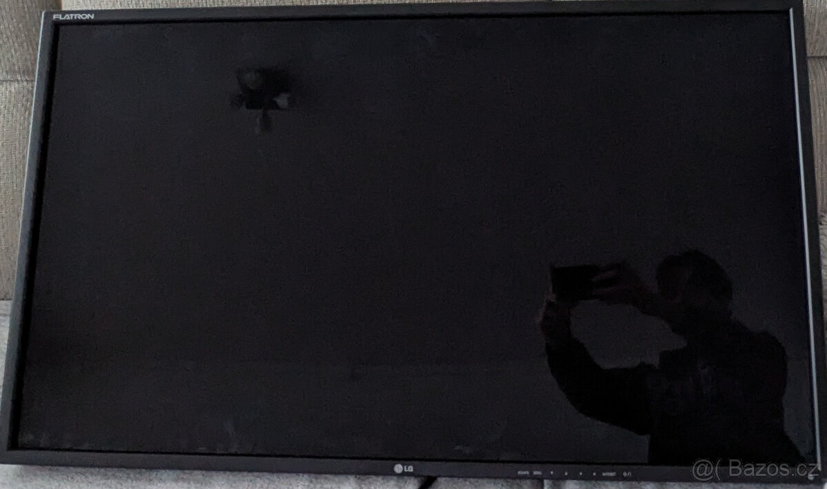 LG Televize 42" M4224FCBA