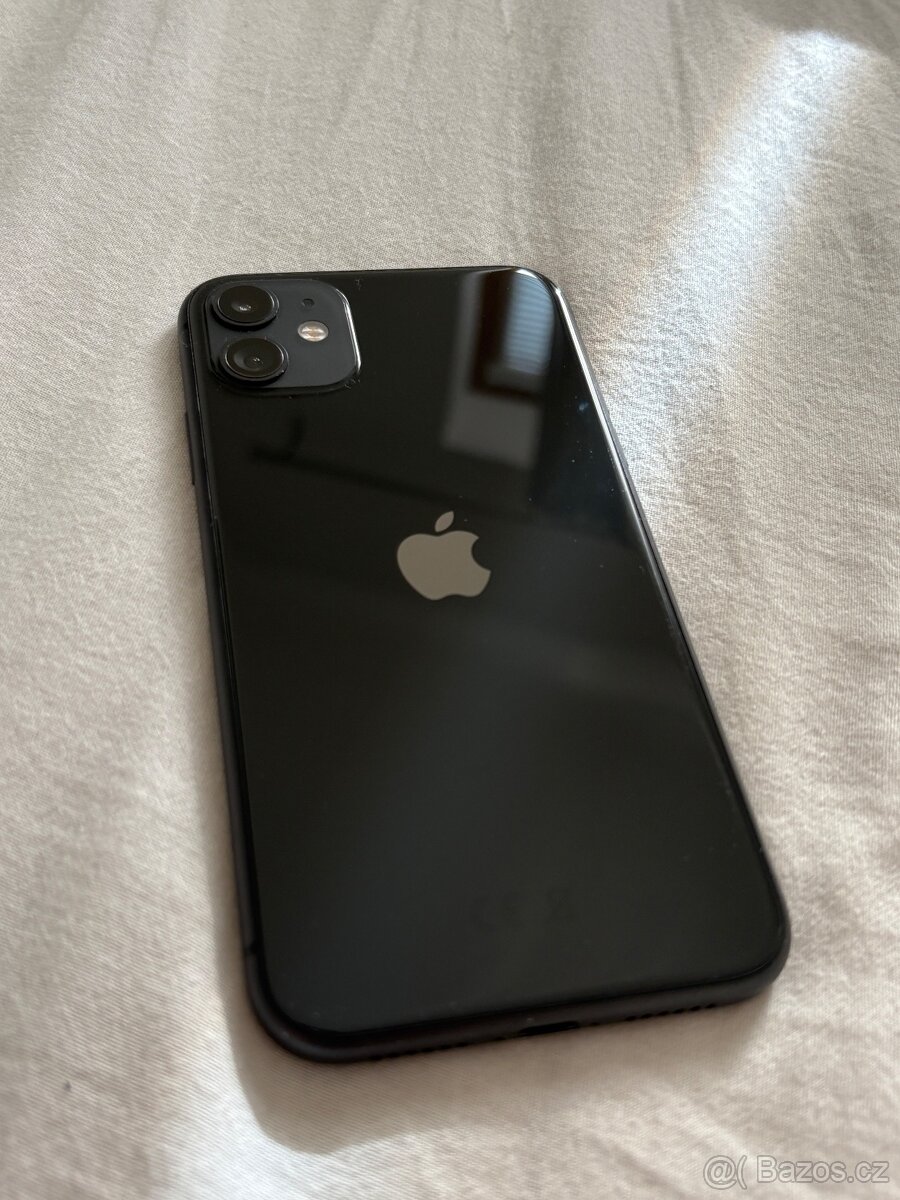 Iphone 11 128 GB v orig. obalu, bez škrábanců + POUZDRO