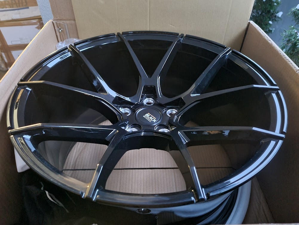 19E - alu kola orig R19 5x120 konkavni pro BMW M2 M3 M4 M5 -