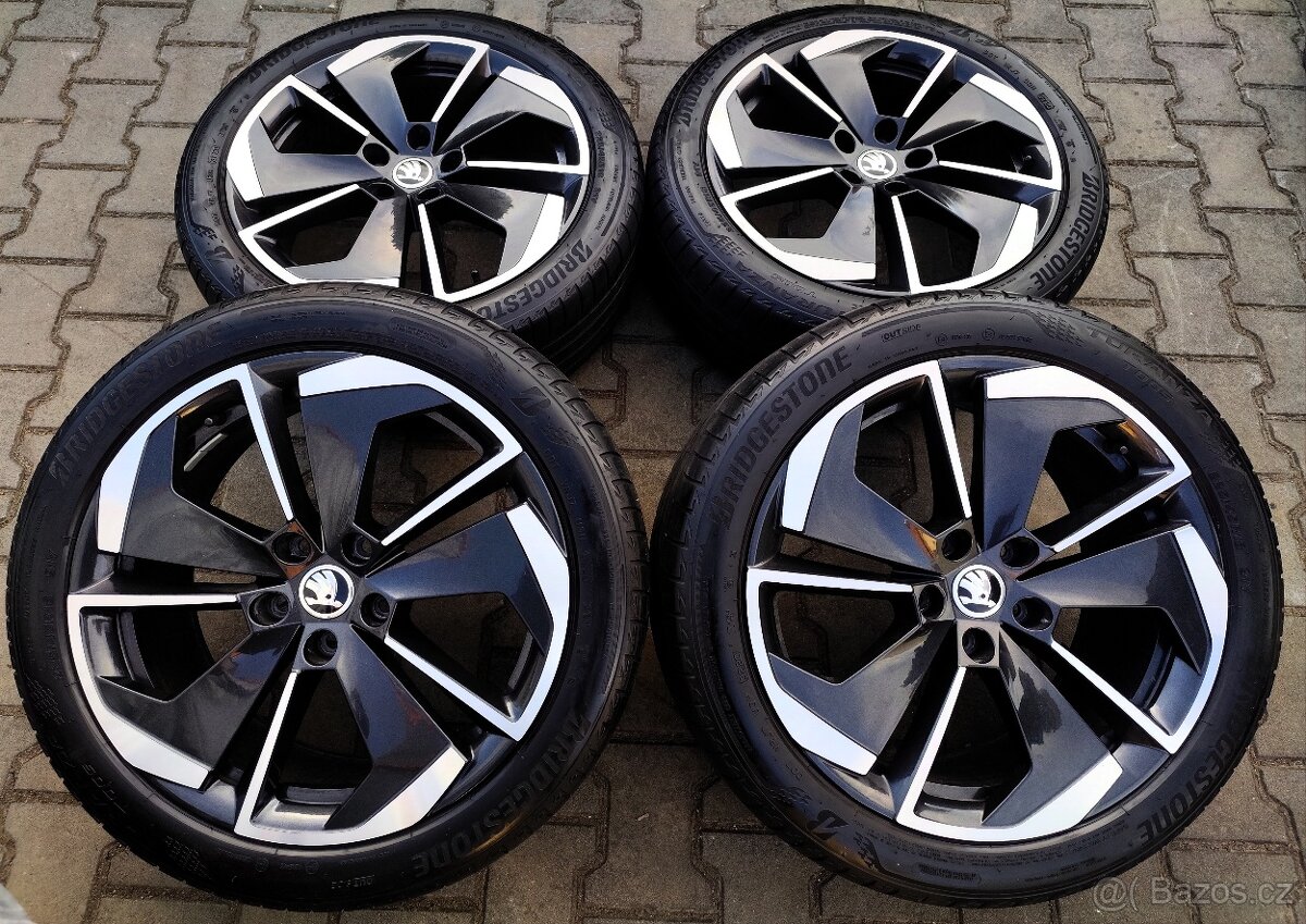 Alu kola originál Škoda Octavia IV 5x112 R18 Comet