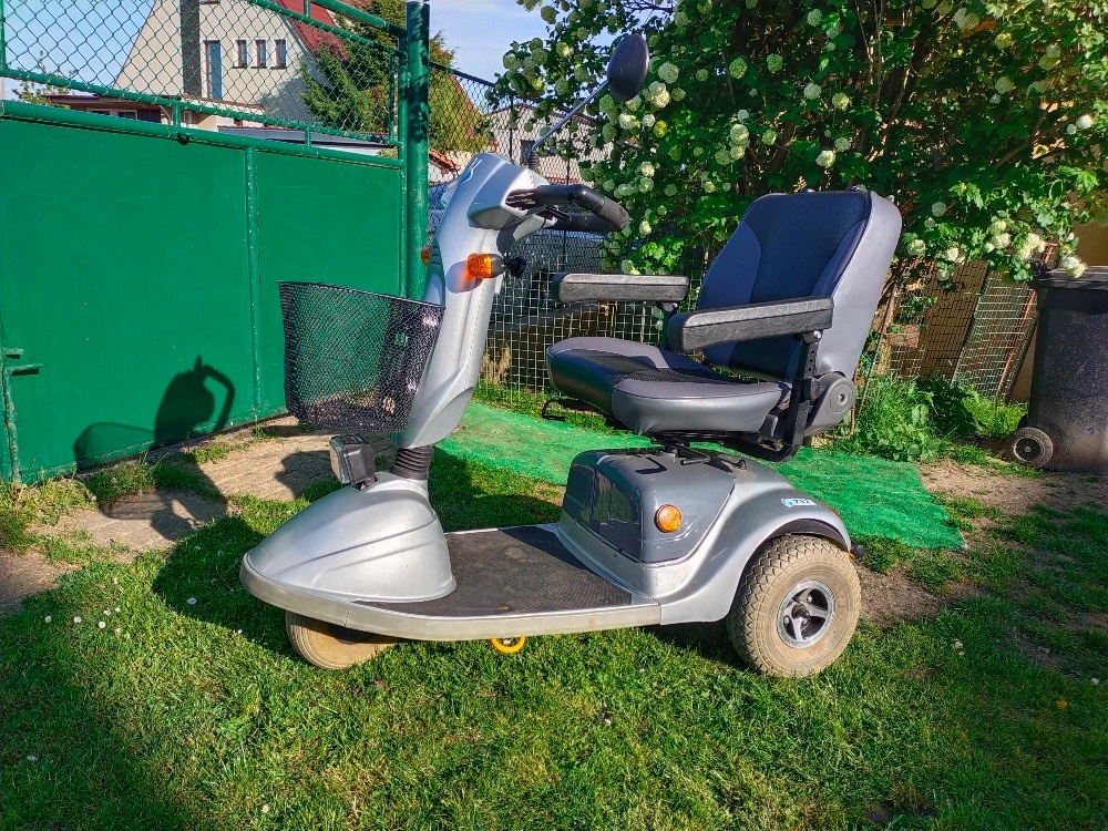 Elektrický invalidní vozík