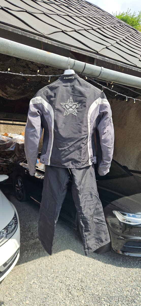 Motor oblečení