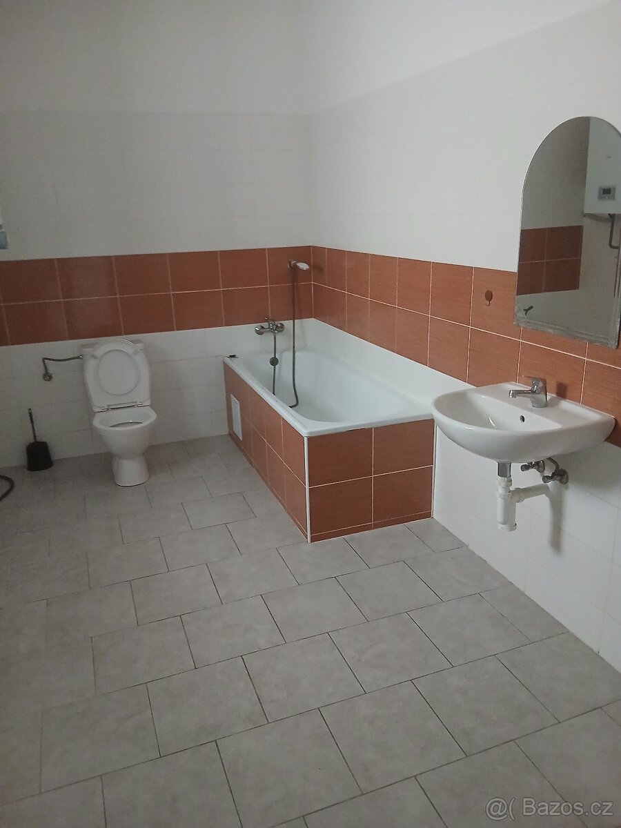 Pronájem bytu 3 kk 106 m2