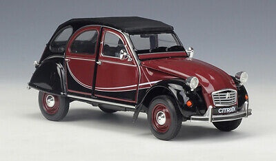 Citroen 2 CV Charleston ( 1:24 )