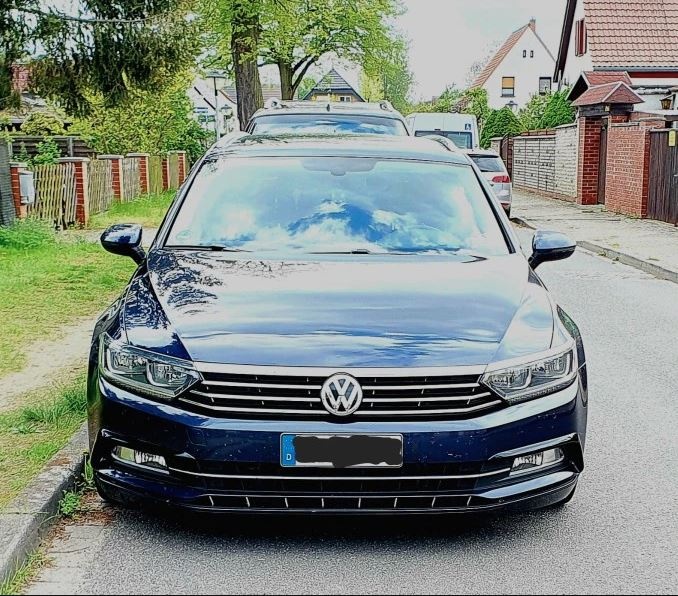 Černé mračítka nad mlhovky Passat b8