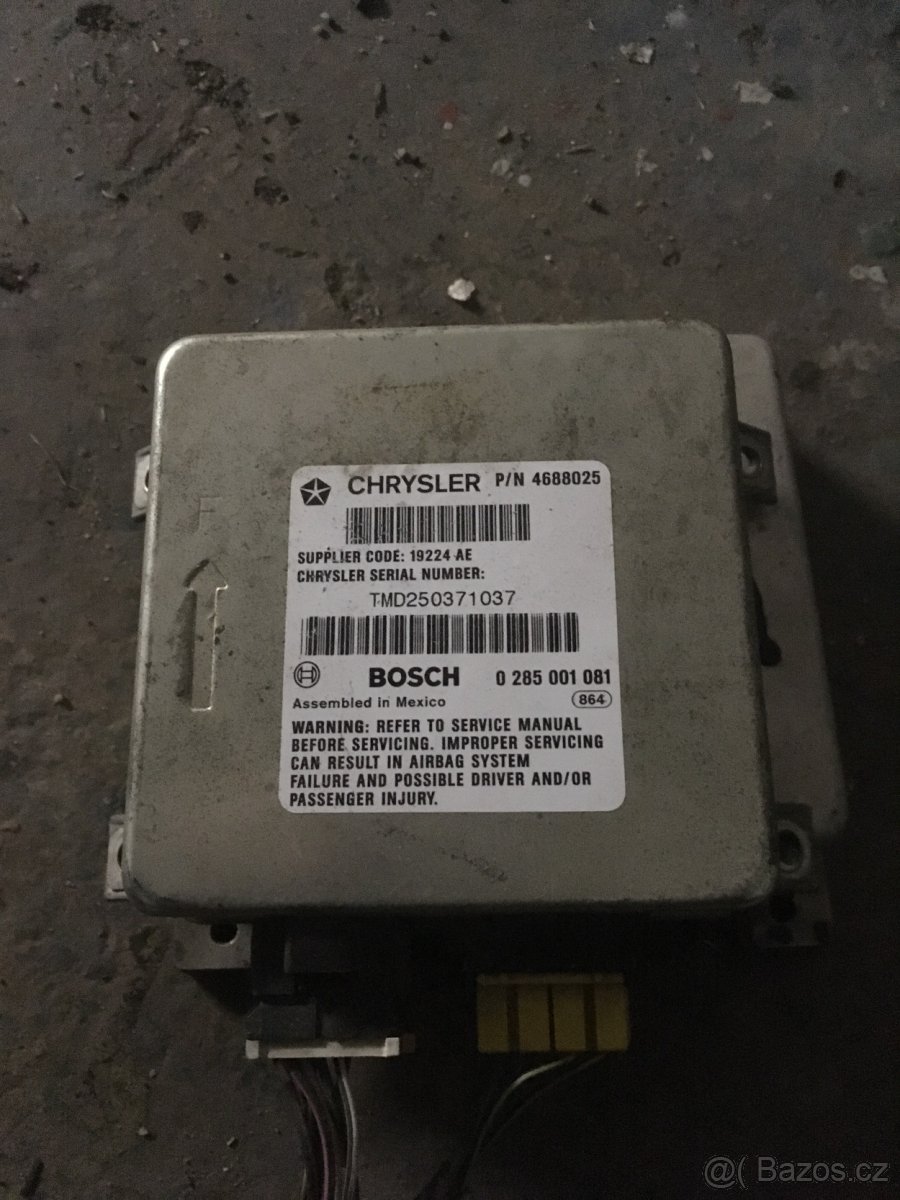 Chrysler Voyager II- ř.j. airbagů Bosch 0285001081