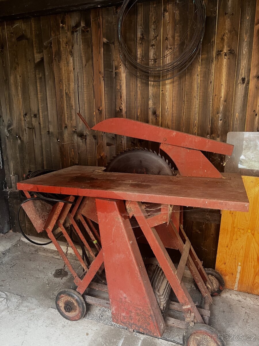 Cirkulační pila (cirkulárka)