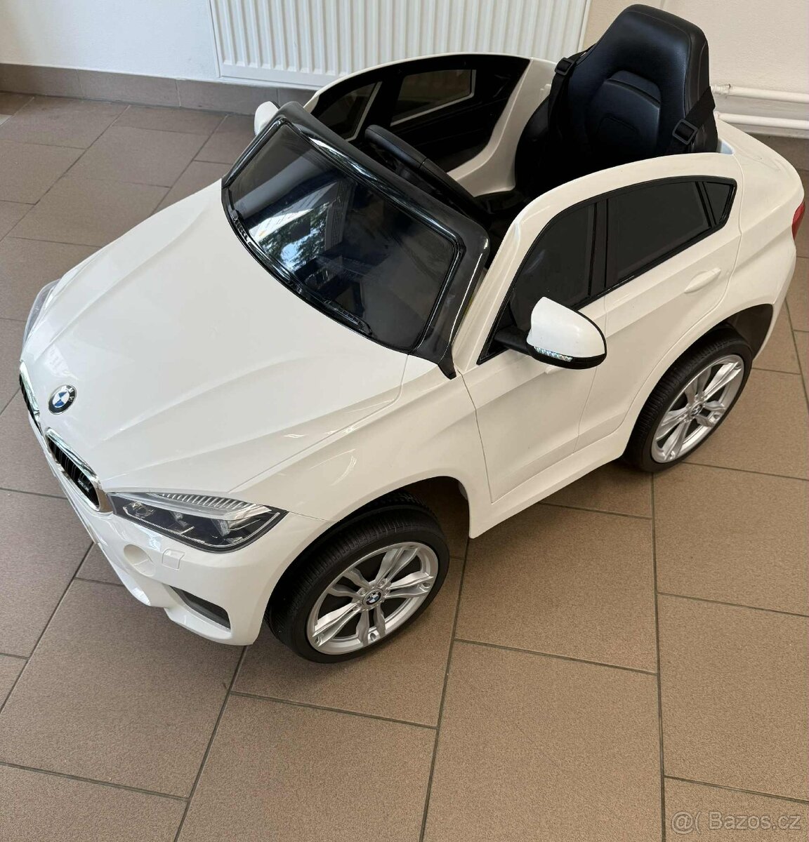 Elektrické autíčko dětské BMW- Záruka do 9/2026-super stav