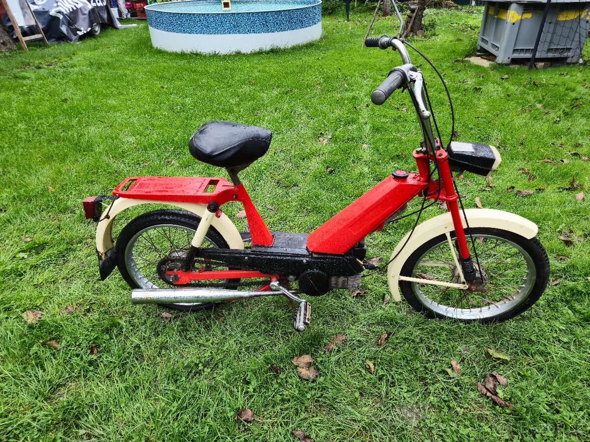 Babetta 207 s kartičkou, červená pěkná 5.
