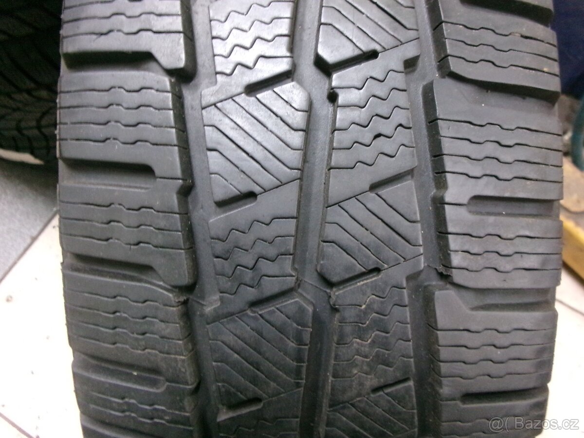 215/60 R17C MICHELIN (7,5-8mm) č.15117/d3