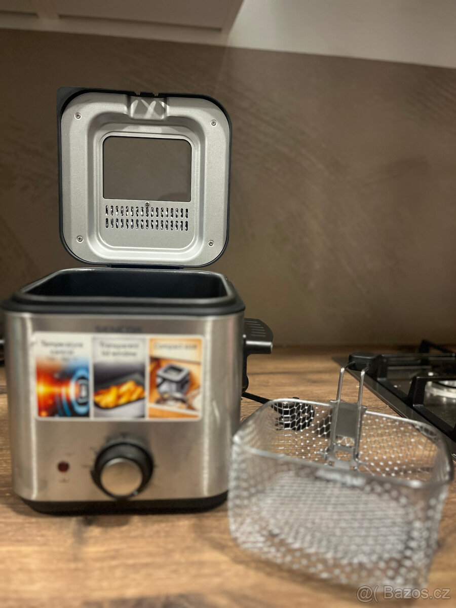 Fritovací hrnec SENCOR SFR 6200SS - nový