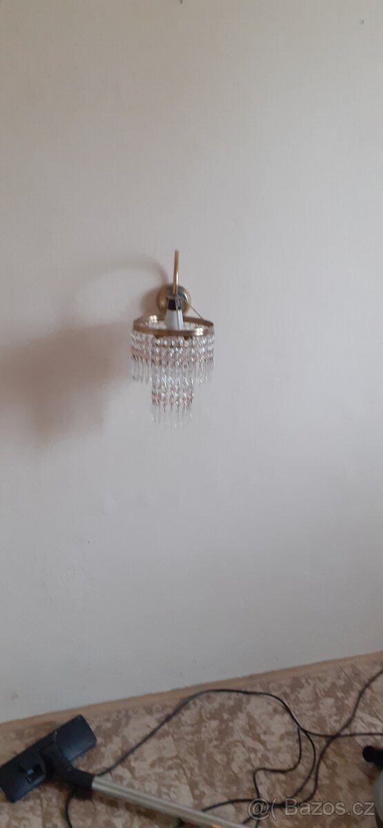 LUSTR  KRISTALOVY
