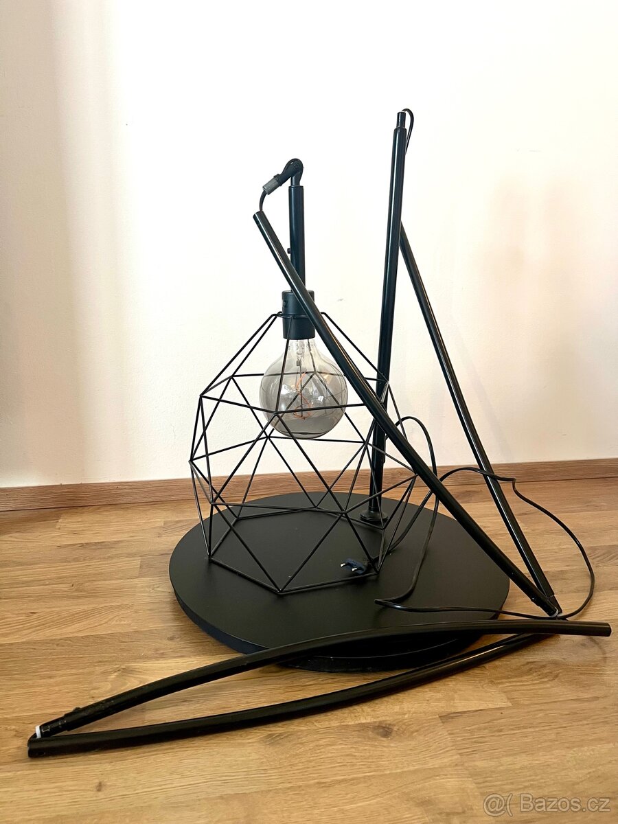 Ikea Skaftet oblouková lampa