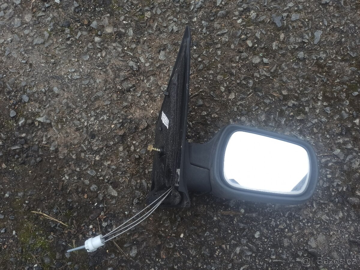 Pravé zrcátko Ford Fiesta