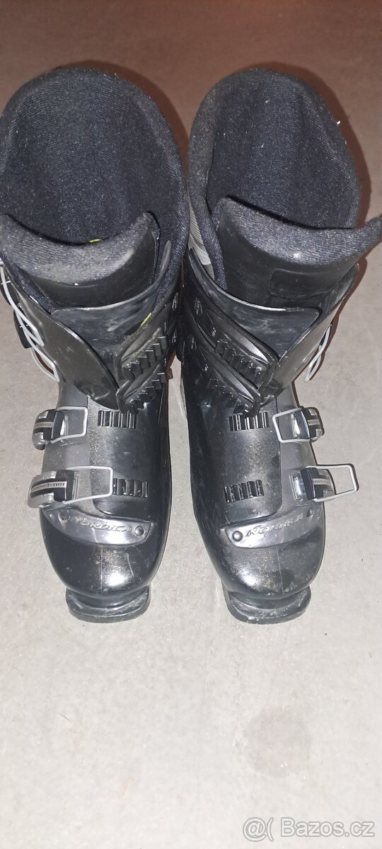 Lyžařské boty 28,0-28,5