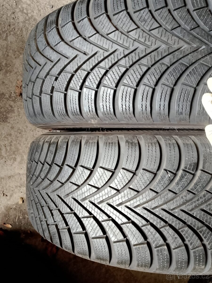 225/55/17 101v Maxxis - zimní pneu 2ks