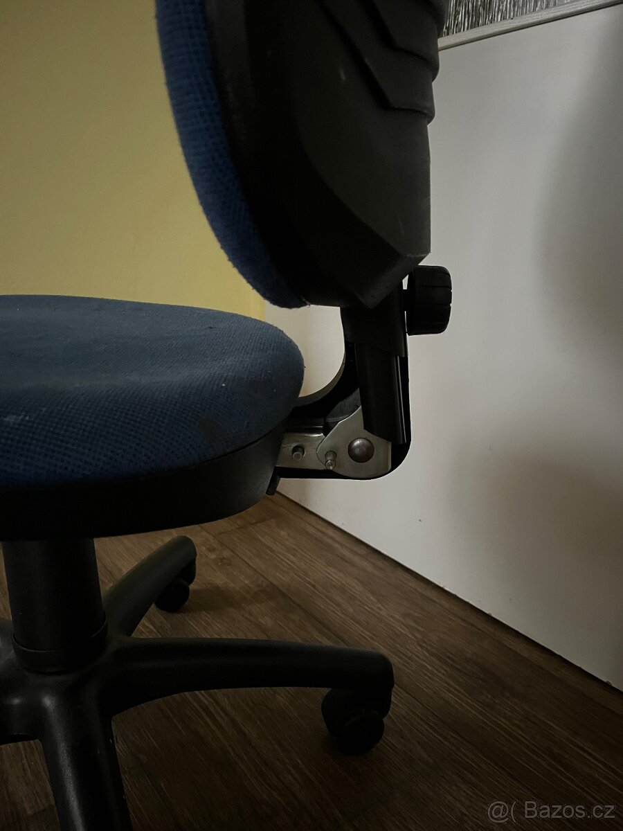 Kancelářská židle