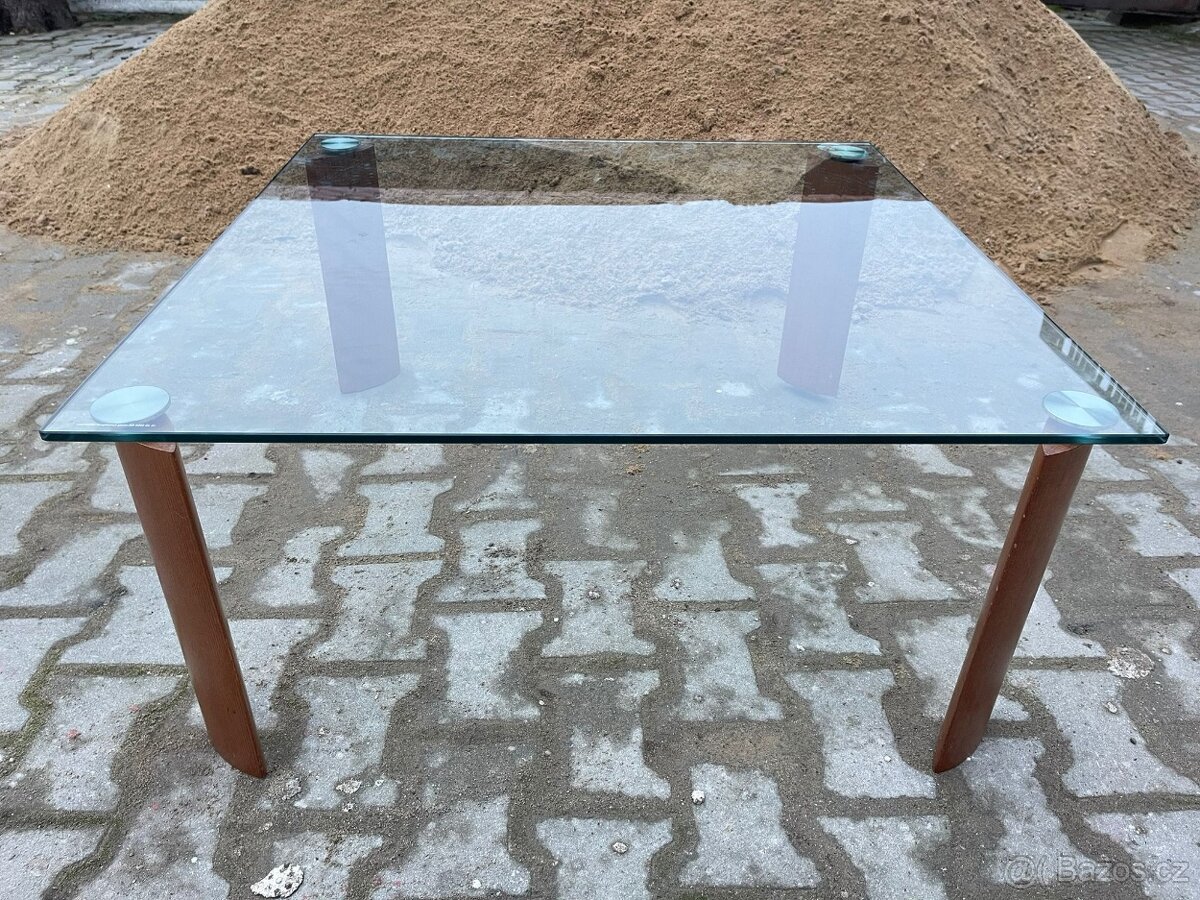 Konferenční stolek Natuzzi