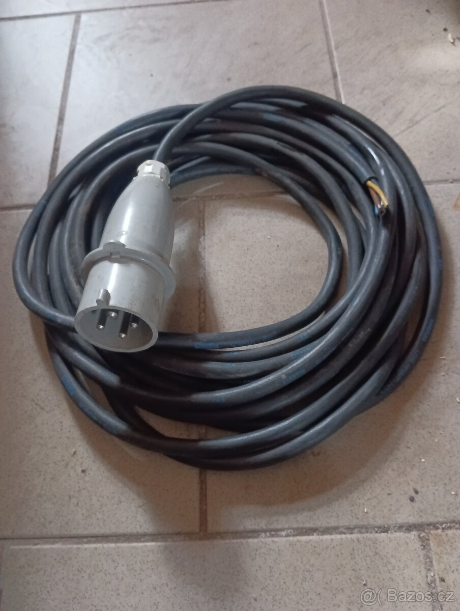 Připojovací / prodlužovací kabel 380V 400V 4x2,5mm 10m