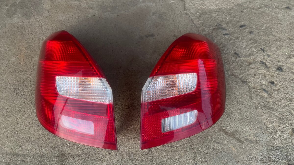 Fabia 2 zadní světla