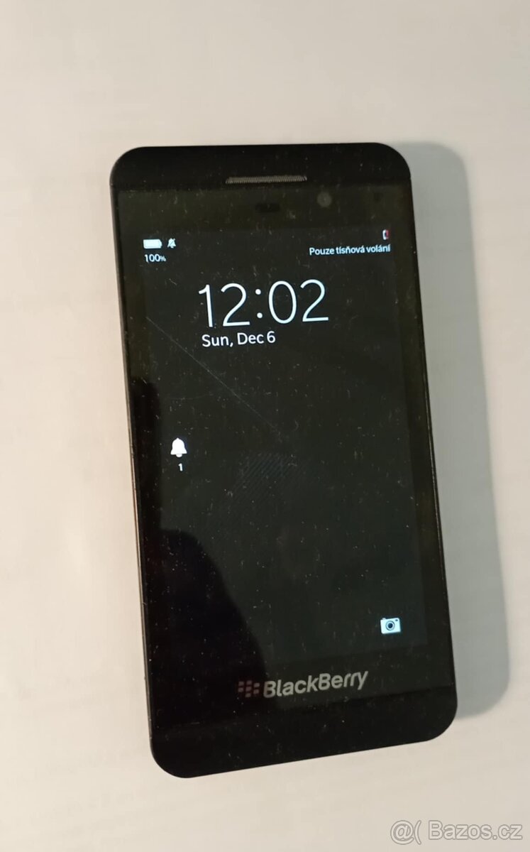 Prodej - BlackBerry Z10 - velmi dobrý stav