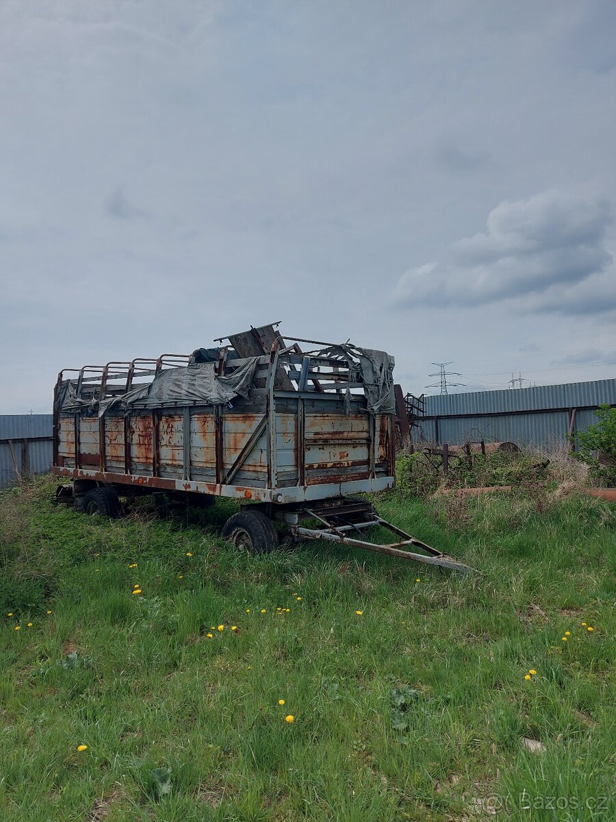 vlek za traktor