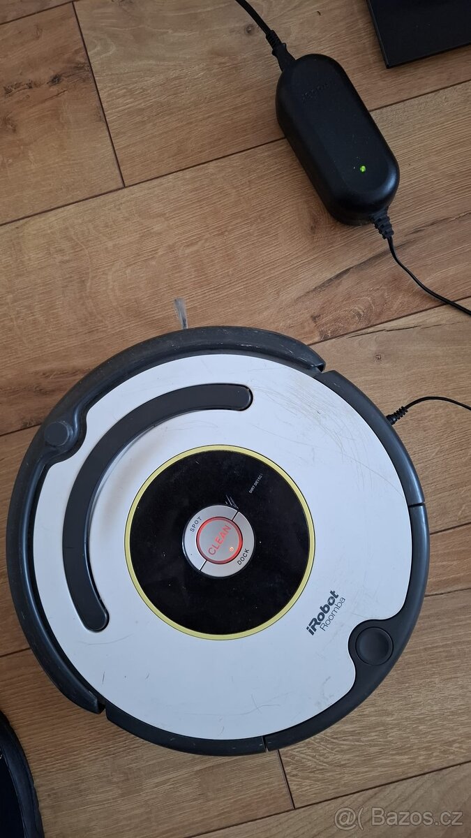 IRobot Roomba 620 pet series na náhradní díly