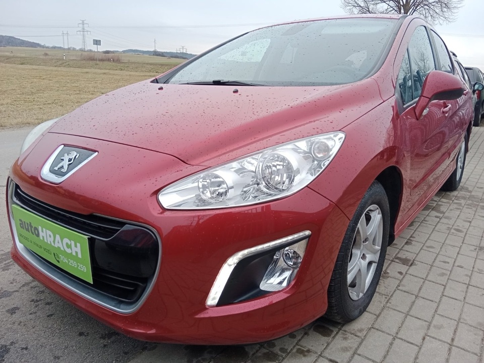 PEUGEOT 308 ACTIVE 1.6 HDi - NOVÉ V ČR-TOP