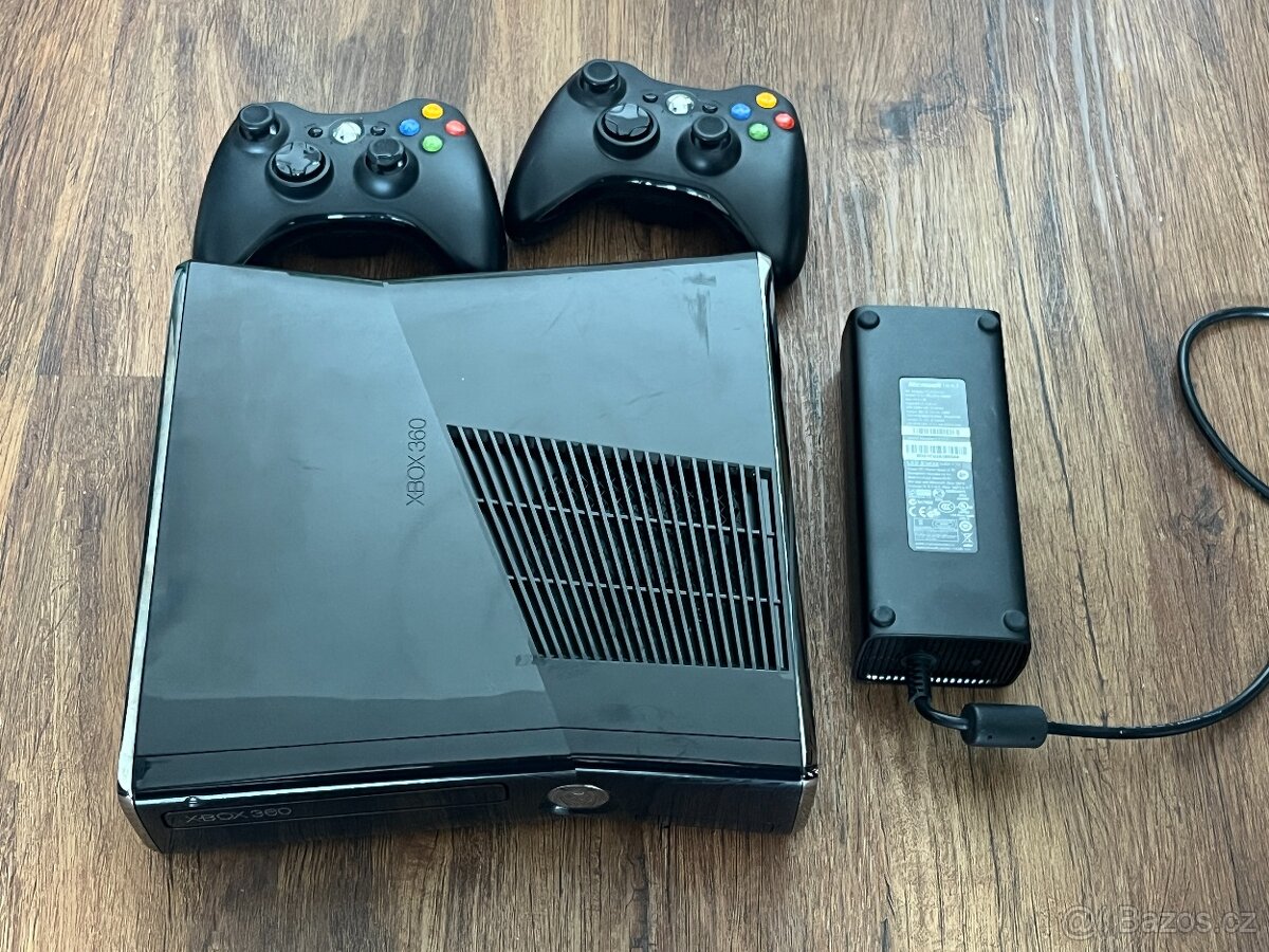 Xbox 360 Slim