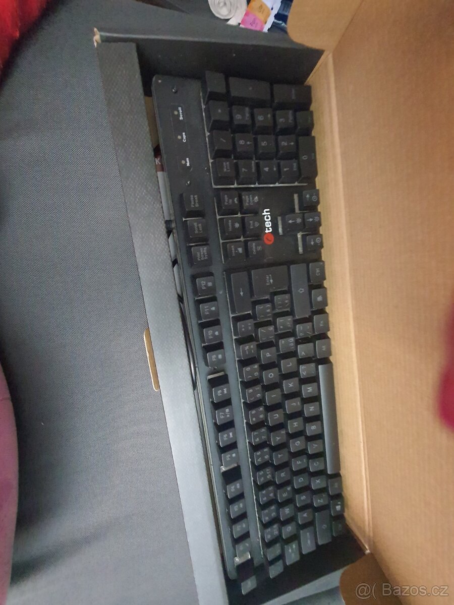 Klávesnice tech