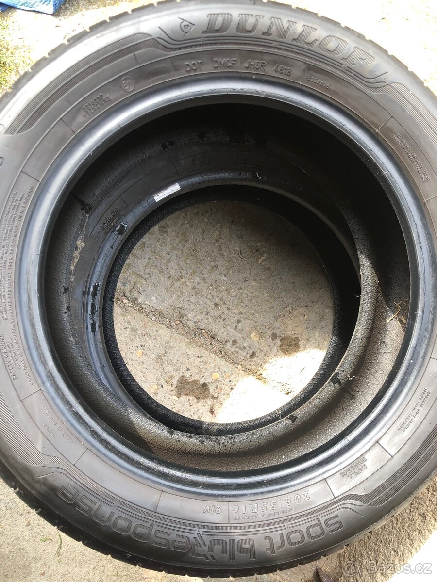 2xletní pneu 205/55/16 Dunlop