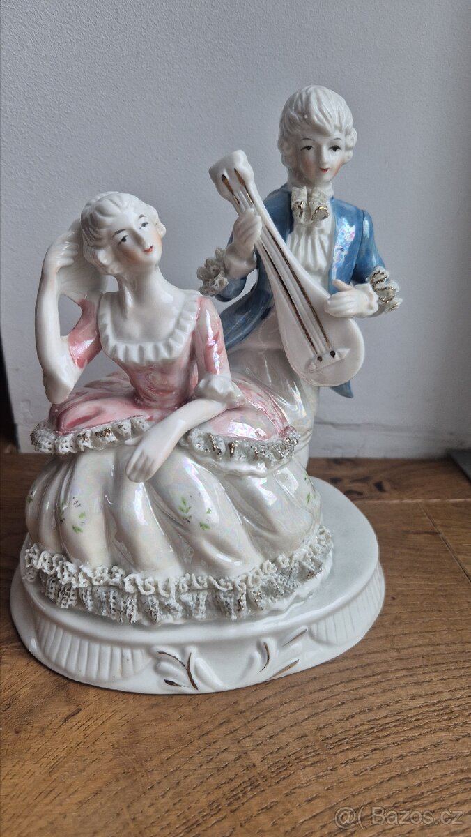 Sousoší - porcelánové sošky rokoko růžová / modrá