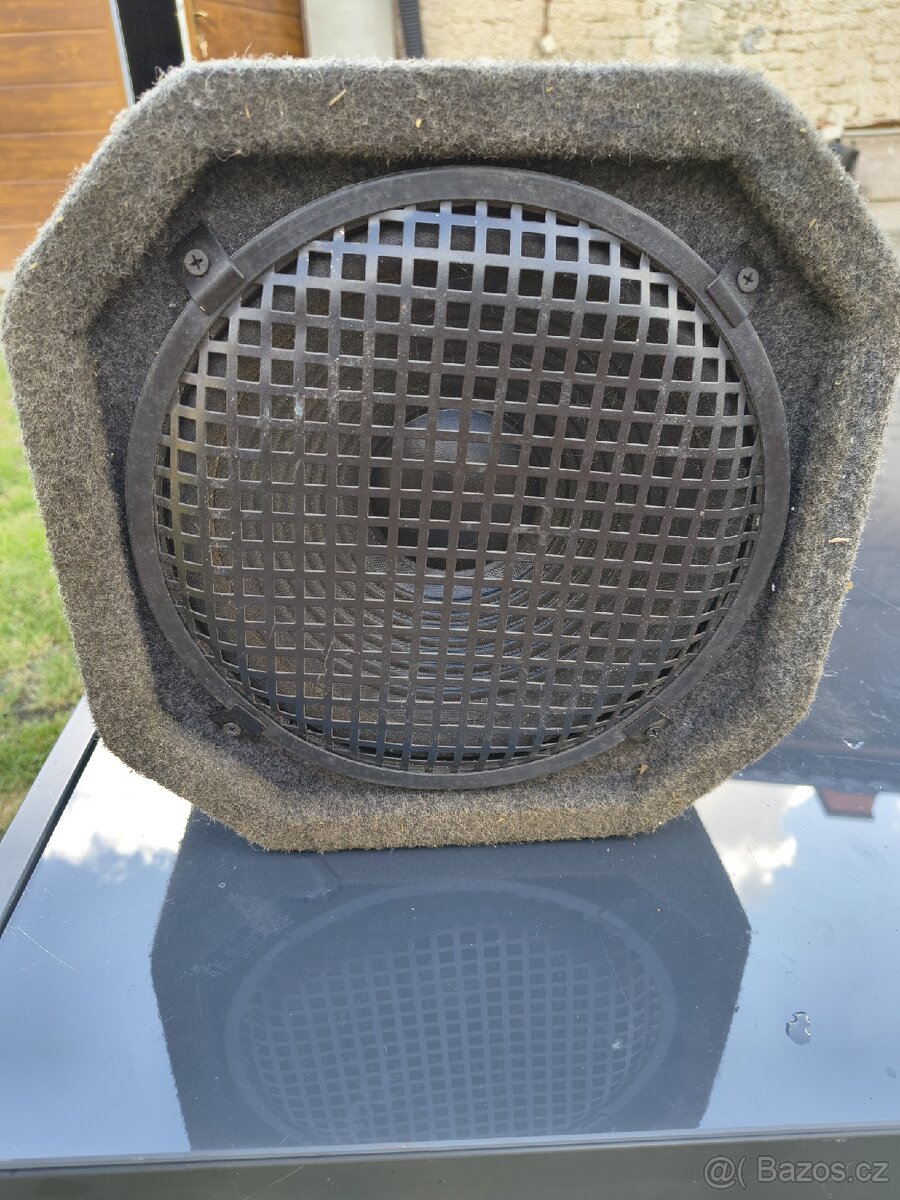 Subwoofer