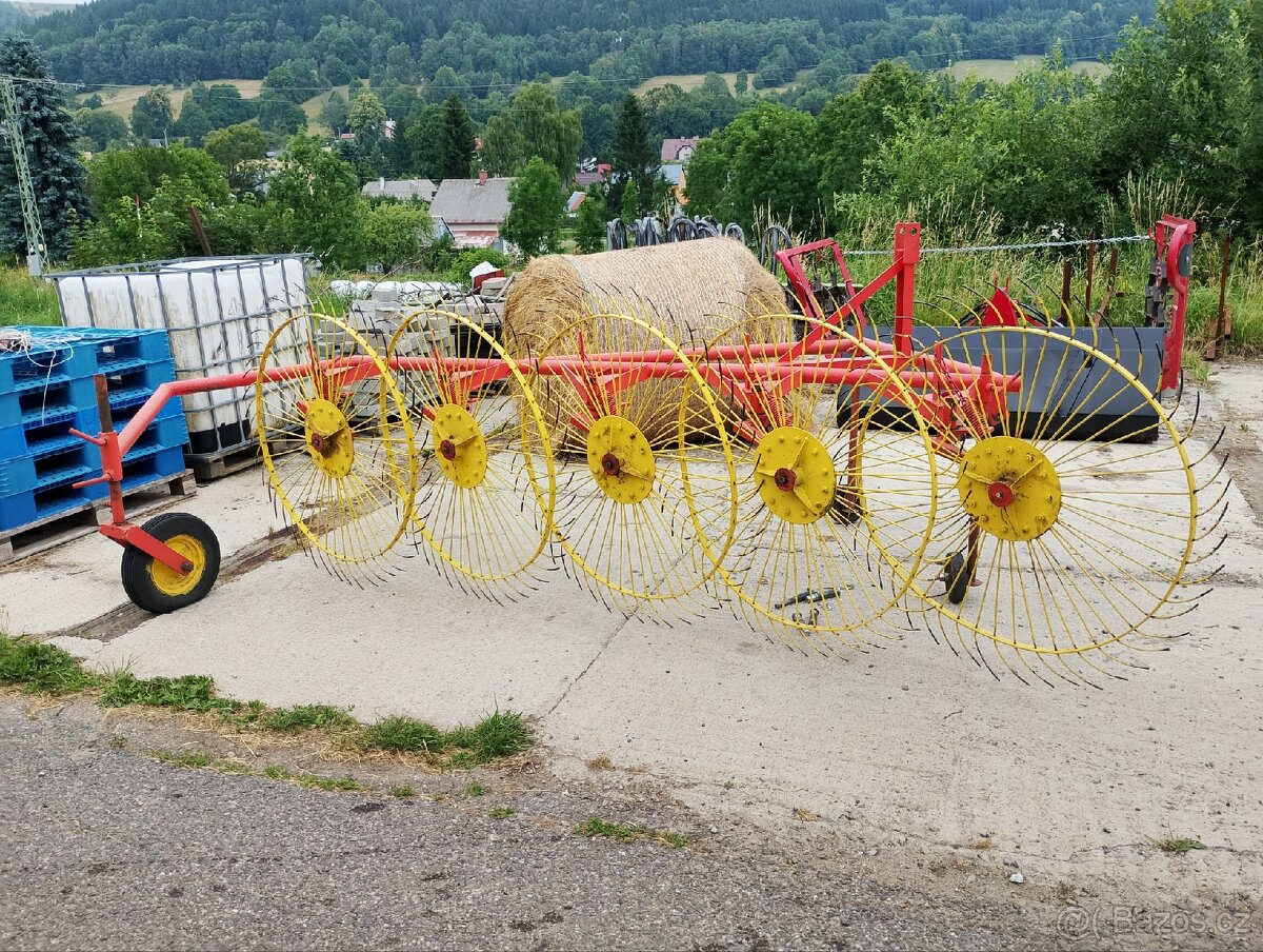 Paprskový obraceč