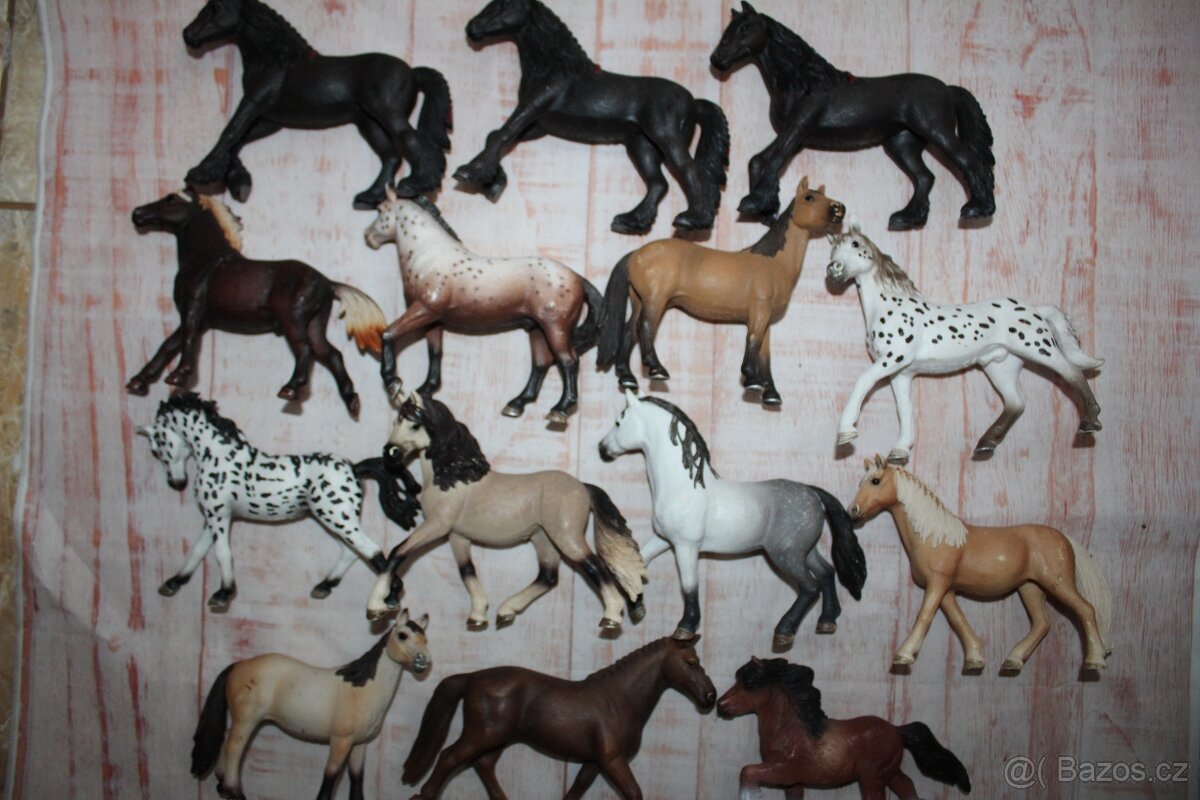 Figurky koní Schleich 3